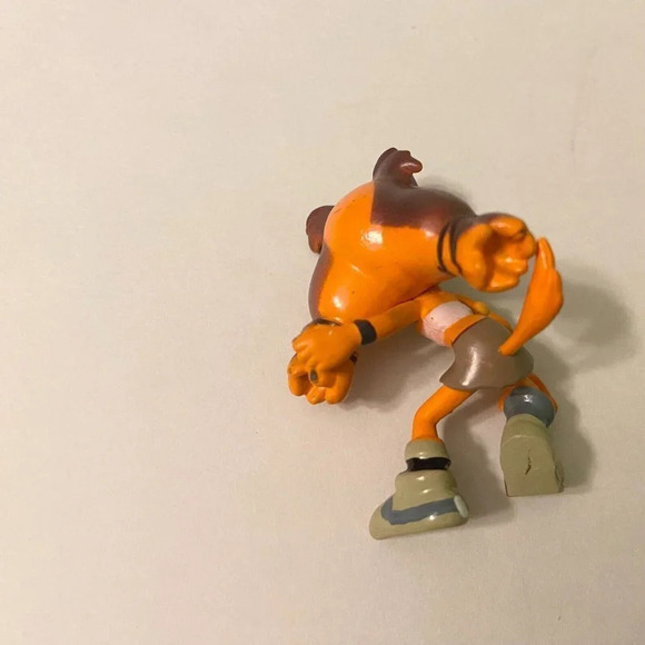 Sonic the Hedgehog Sticks the Badger PVC Mini Figure 1.75 Inch Tall Toy Damaged - Picture 7 of 8